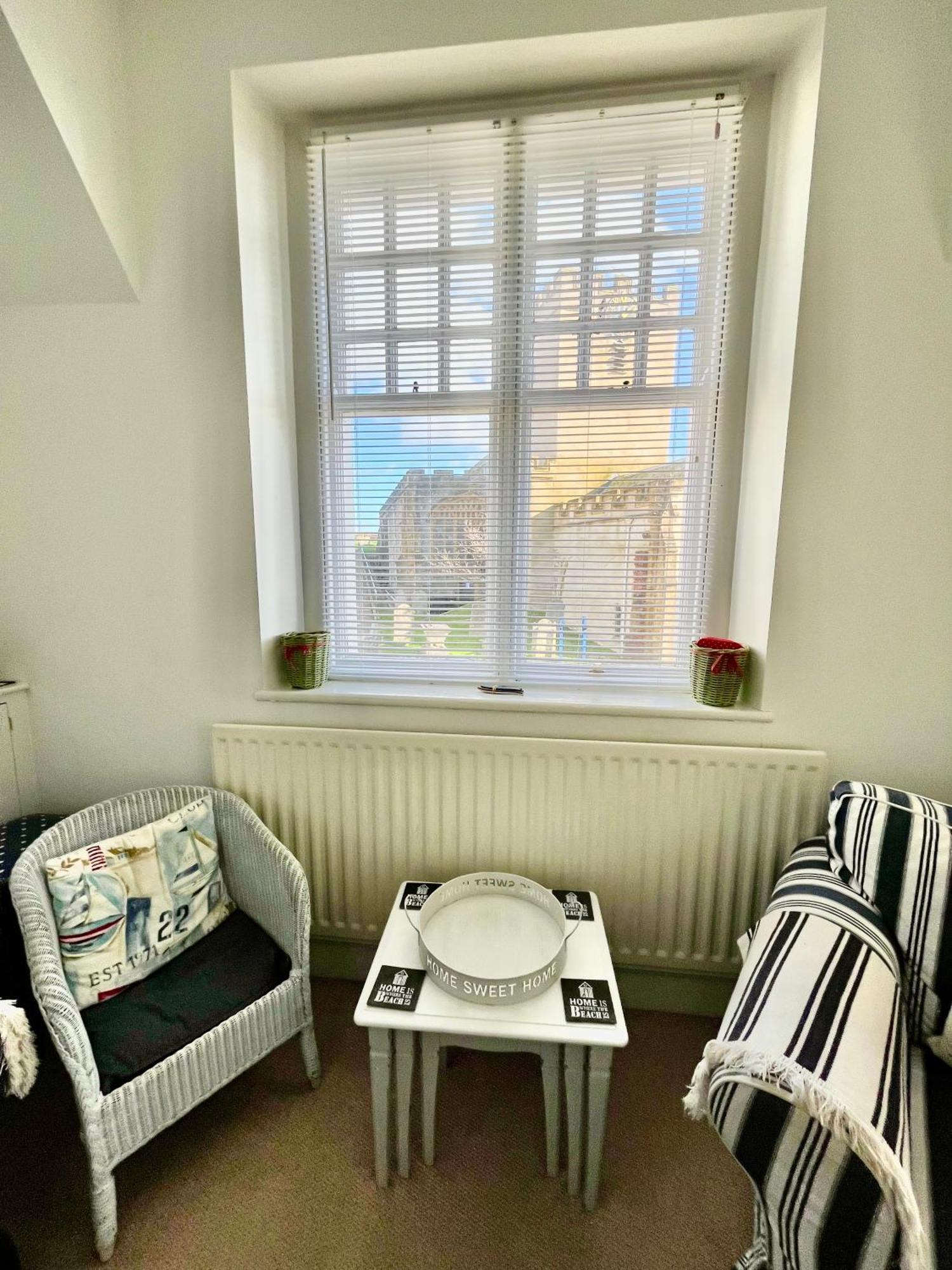 Appartement Lyme Regis Renovated Period Seaside Flat Extérieur photo